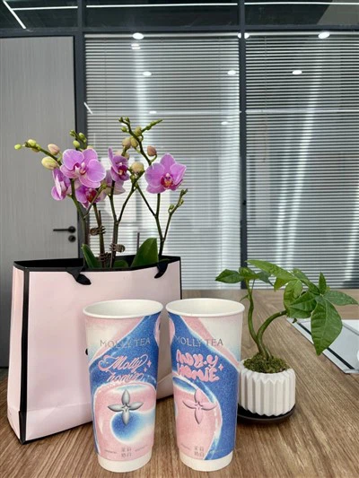 12 оз Хот Цупс 1000